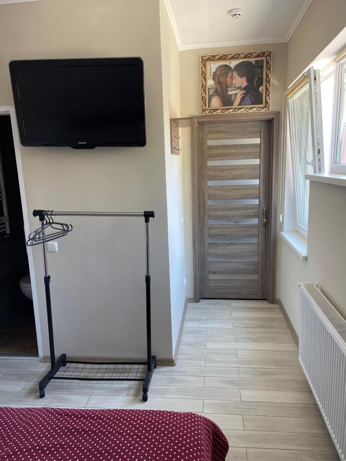 Hostel U Pottera Chernivtsi Εξωτερικό φωτογραφία