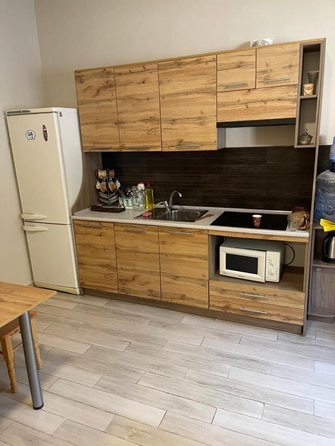Hostel U Pottera Chernivtsi Εξωτερικό φωτογραφία