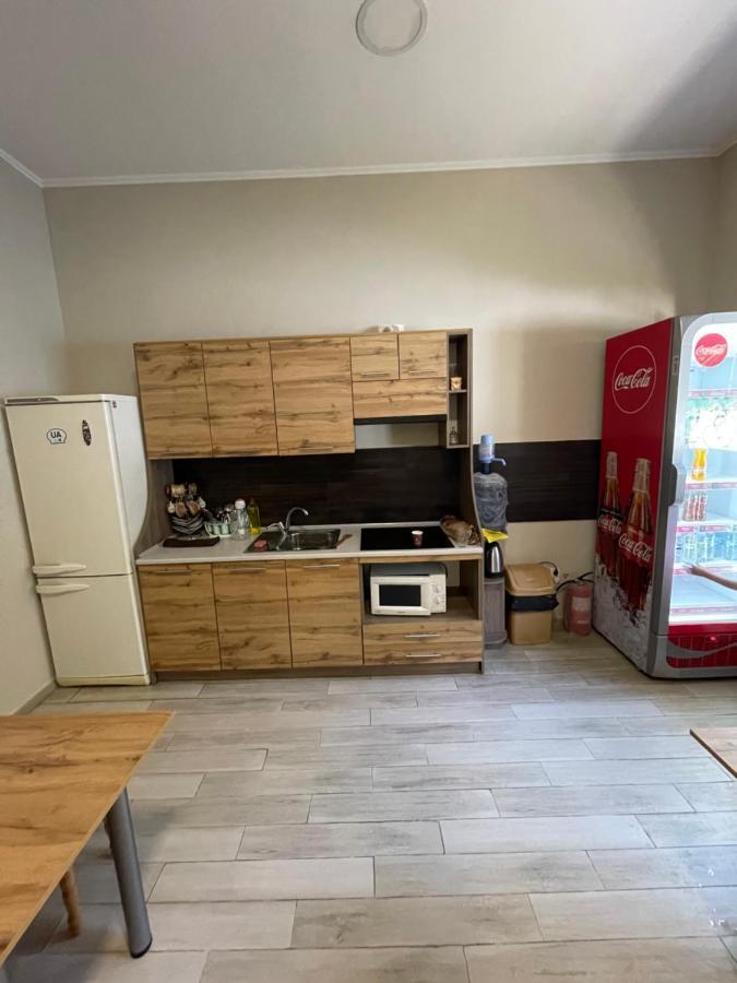 Hostel U Pottera Chernivtsi Εξωτερικό φωτογραφία